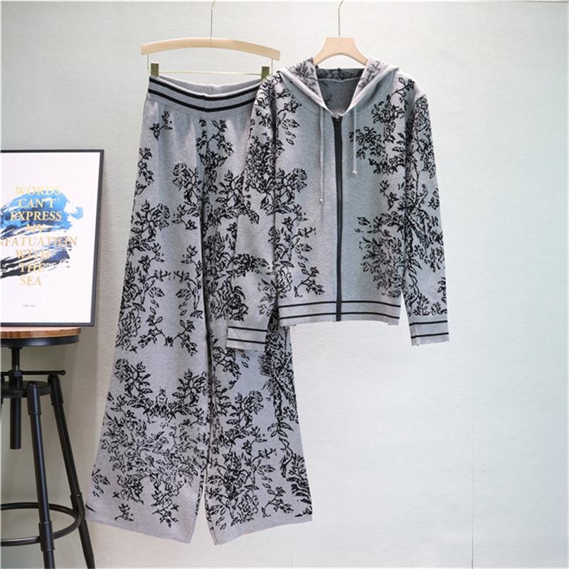 Fashionable Women's Autumn And Winter Ink Painting Suit Loose Knitted Top And Wide Leg Pants Two Piece Suit