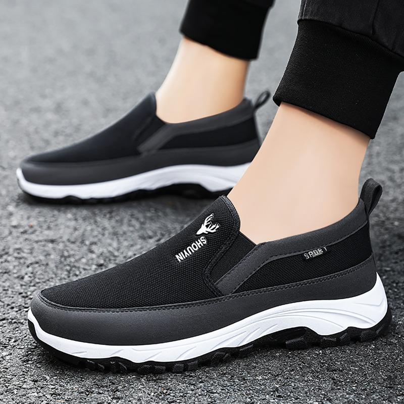 Slip-on Cloth Shoes, Versatile Men's Shoes, Casual Breathable Odor-resistant Shoes for Men.