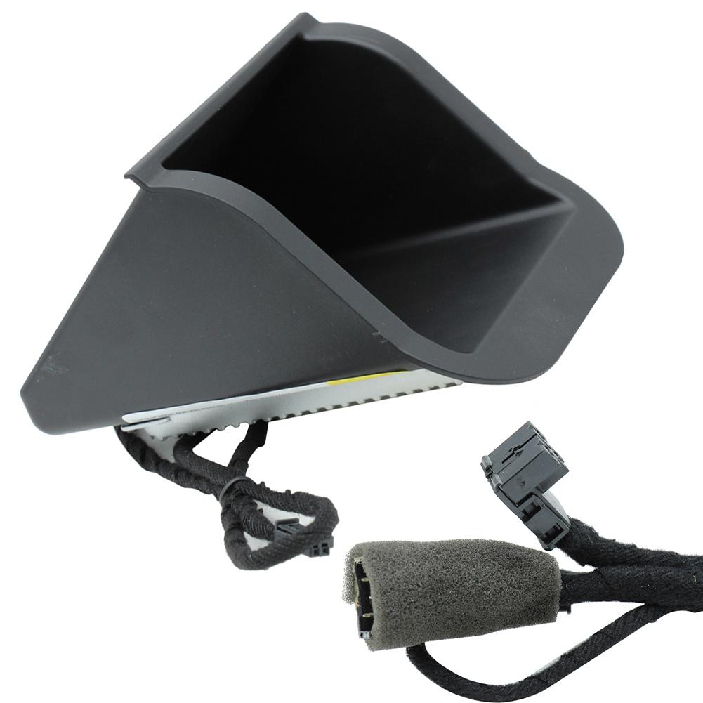 Wireless Charger Fast Charging Pad For CLA-class C117 2013 2014 2015 2016 2017 2018 Front Center Console Fast Charging