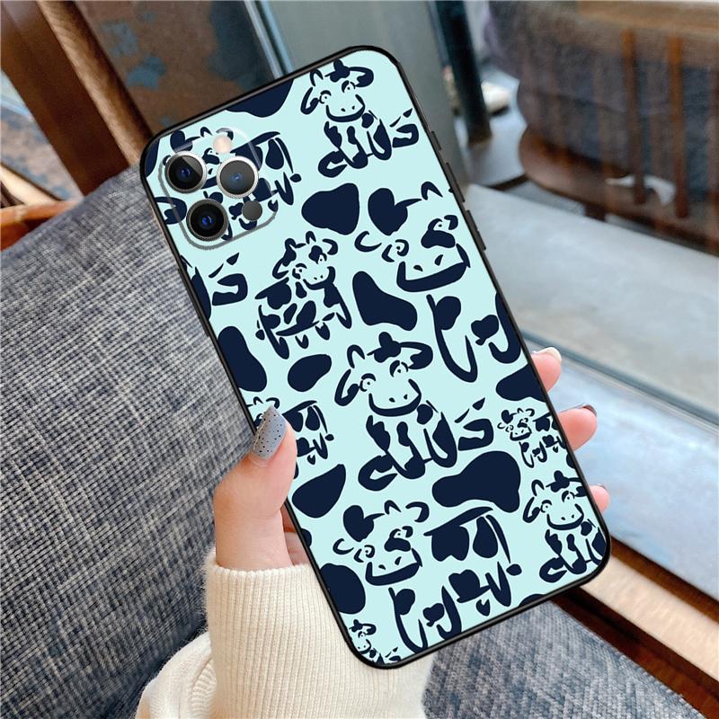 

Cartoon Cute Cow Spots Phone Case For iPhone 16 15 14 13 12 11 Pro Max 12 13 mini XR 15 16 Plus 16e Cover Shell iPhone 16 Pro