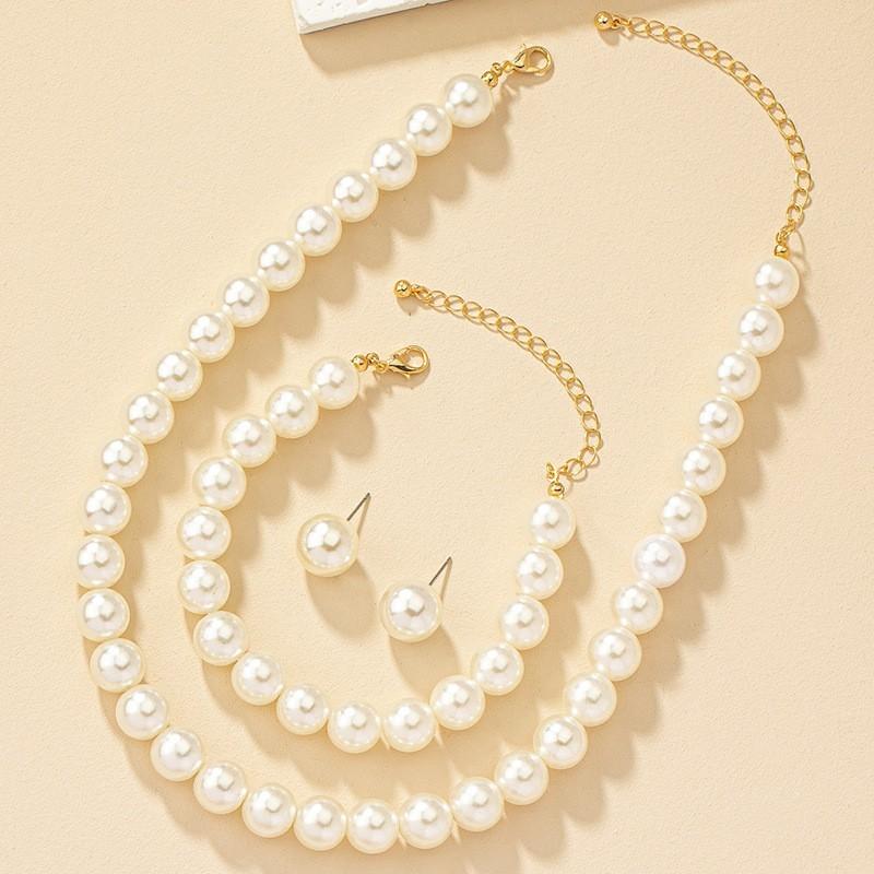 INS Mode Minimalistisches Imitationsperlen Halskette Ohrringe Armband Zirkon Set Damen Party Accessoires