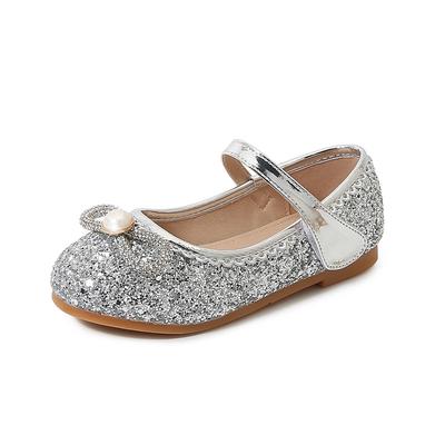 Sapatos de princesa infantil 2024 primavera novos sapatos de cristal macio para meninas sapatilhas prateadas crianças mary jane para festa casamento shows pu
