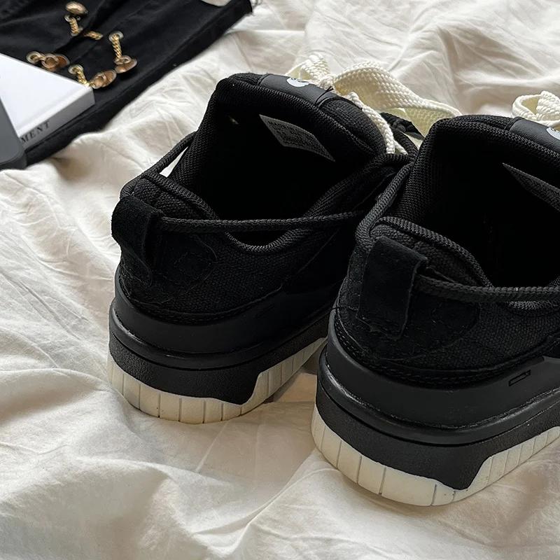 Jaro/Léto Retro Niche Design s Páskem Skateboard a Boty na Chleba Pánská a Dámská Trendy Sportovní Obuv v Kontrastních Barvách