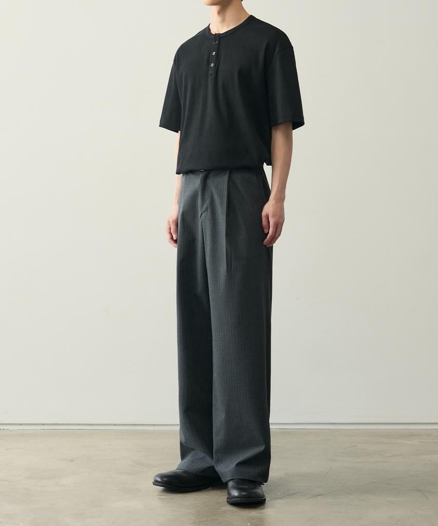 ROTEMBER Striped One-Pleat Wide Half-Banding Slacks [Charcoal]