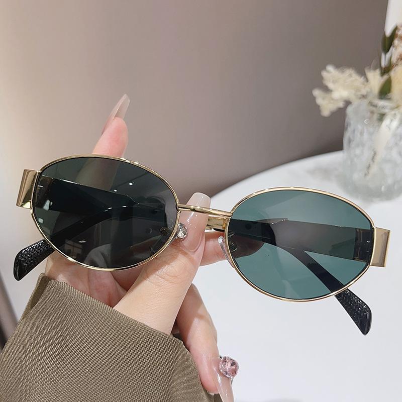 Sexy Small Oval Women Sunglasses Trendy Luxury Metal Frame UV400 Shades Classic Vintage Eyewear for Female
