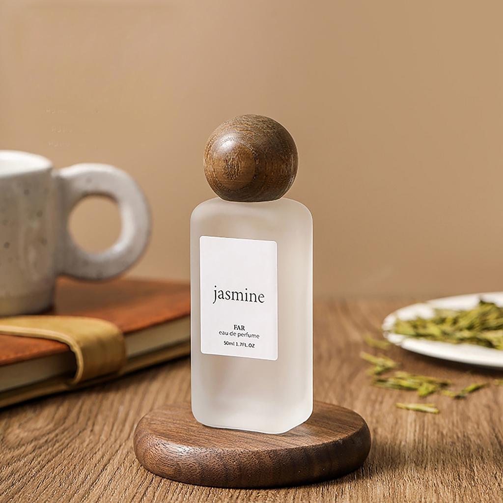 Long Lasting Women Perfume Light Elegant Scent Perfume For Women Fresh Floral Aroma Elegant Women Perfume For Her Daily Wear Perfume (50ml)