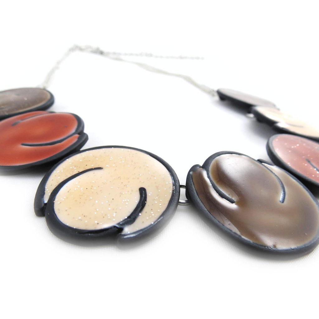 NOA [J4510] - Designer Necklace 'Tulips' Brown Beige