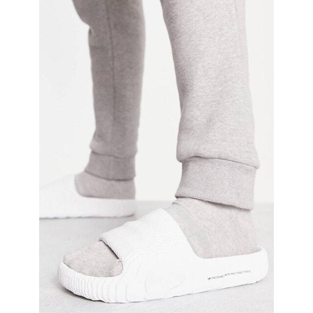 

Белые шлепанцы adidas Originals Adilette 22