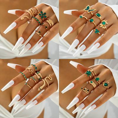 Popular Jewelry, Ring Jewelry, Snake-shaped Love Imitation Emerald with Diamonds Ins Wind Multi-piece Set Ring for Women