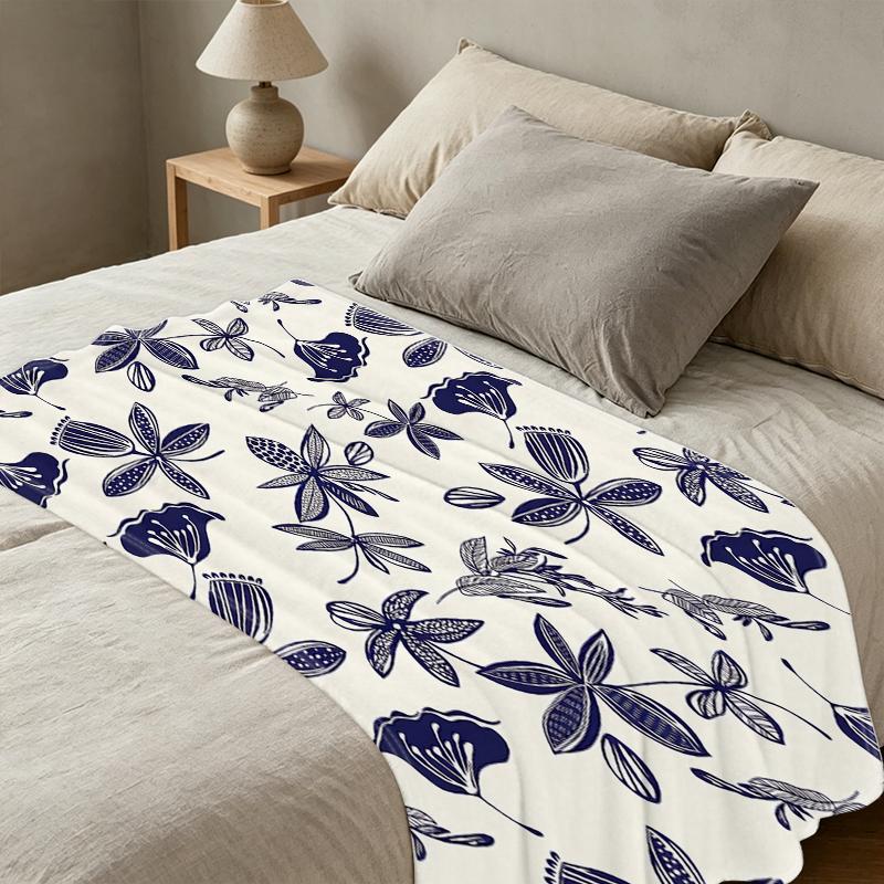 Soft Flannel Blanket Floral Collection, Breathable, Skin-Friendly, Warm & Cozy Throw for Home Leisure, Christmas & Halloween Use