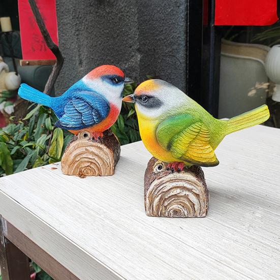 Bird Ornament with Light-Triggered Bird Sound Lifelike Look Decorative Bird Sculpture Garden Courtyard Decor