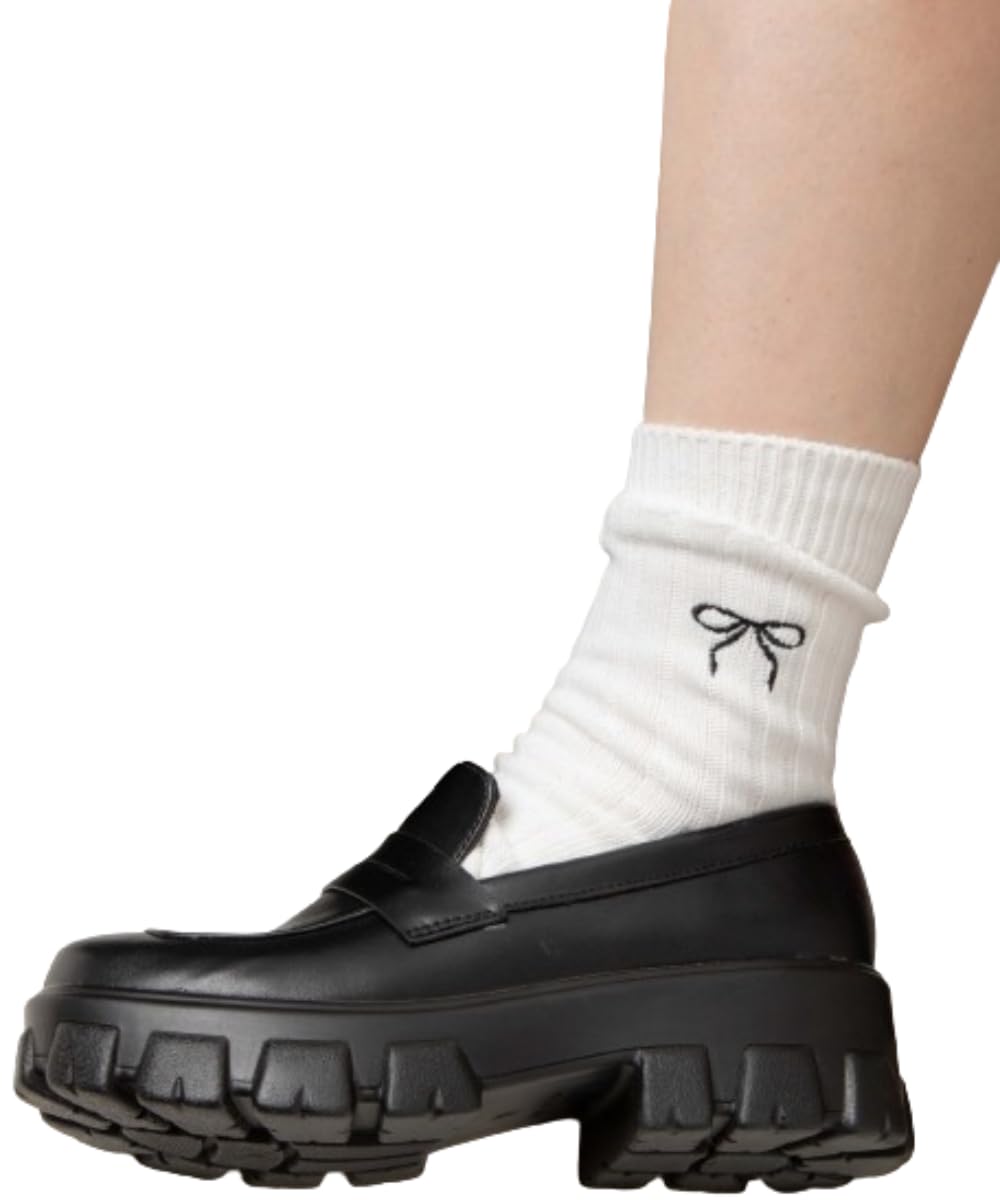 

WEGO Socks with Embroidered Lines and Crew Length Foot Sizes Perfect Gift for School and Features Ribbon Women s Crew-Length Covers, 23cm-25cm, White,