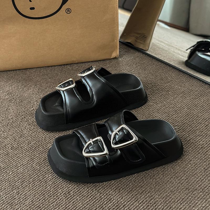 Thick Soled Roman Sandals Women's 2024 Summer New Fashion Flat Bottomed Anti Slip Slippers Womens Retro Beach Flip Flops Female