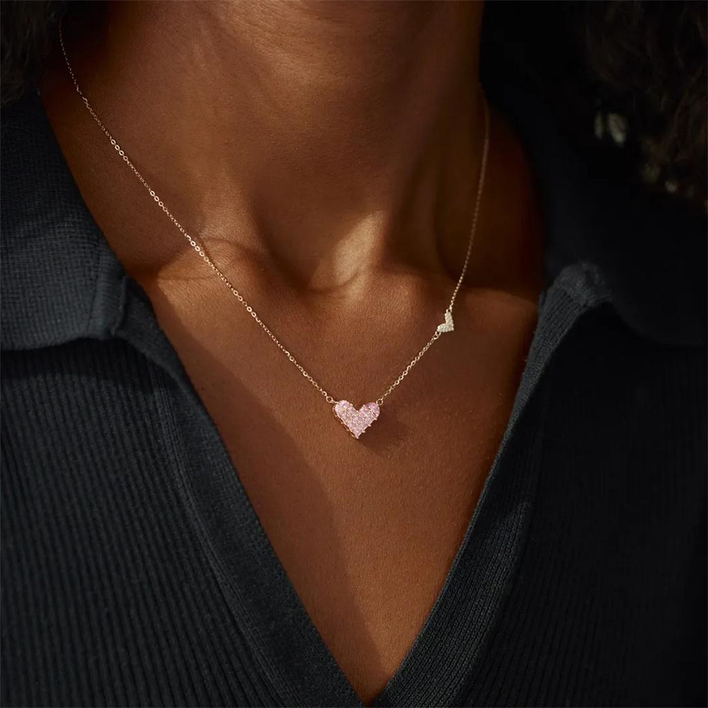 Pink heart-shaped zircon necklace, sweet and lovely girl, plated with real gold for color preservation