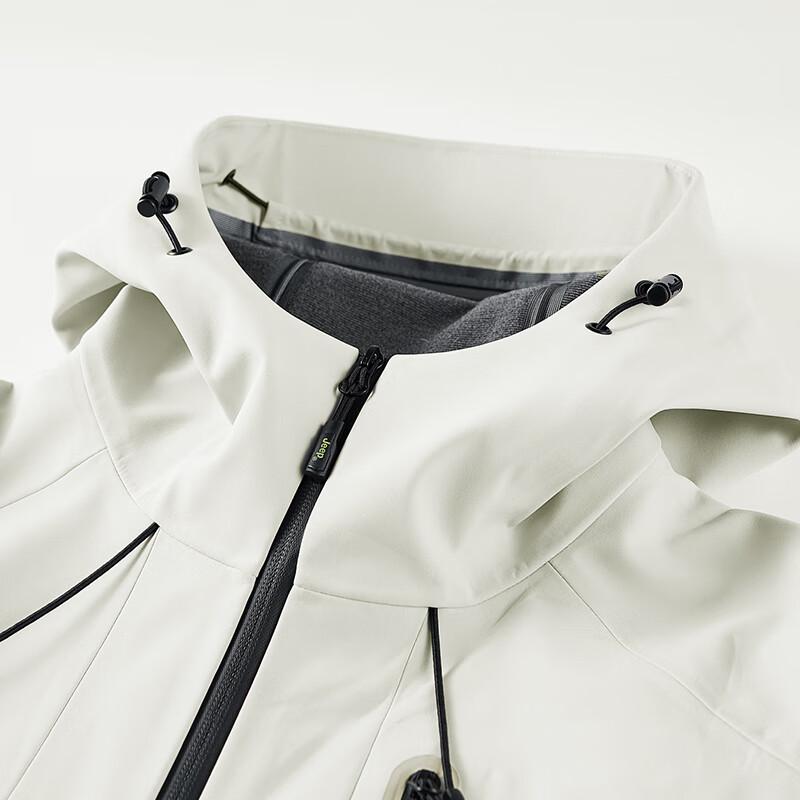 Jeep Men's Windproof Warm Soft Shell Outdoor Jacket