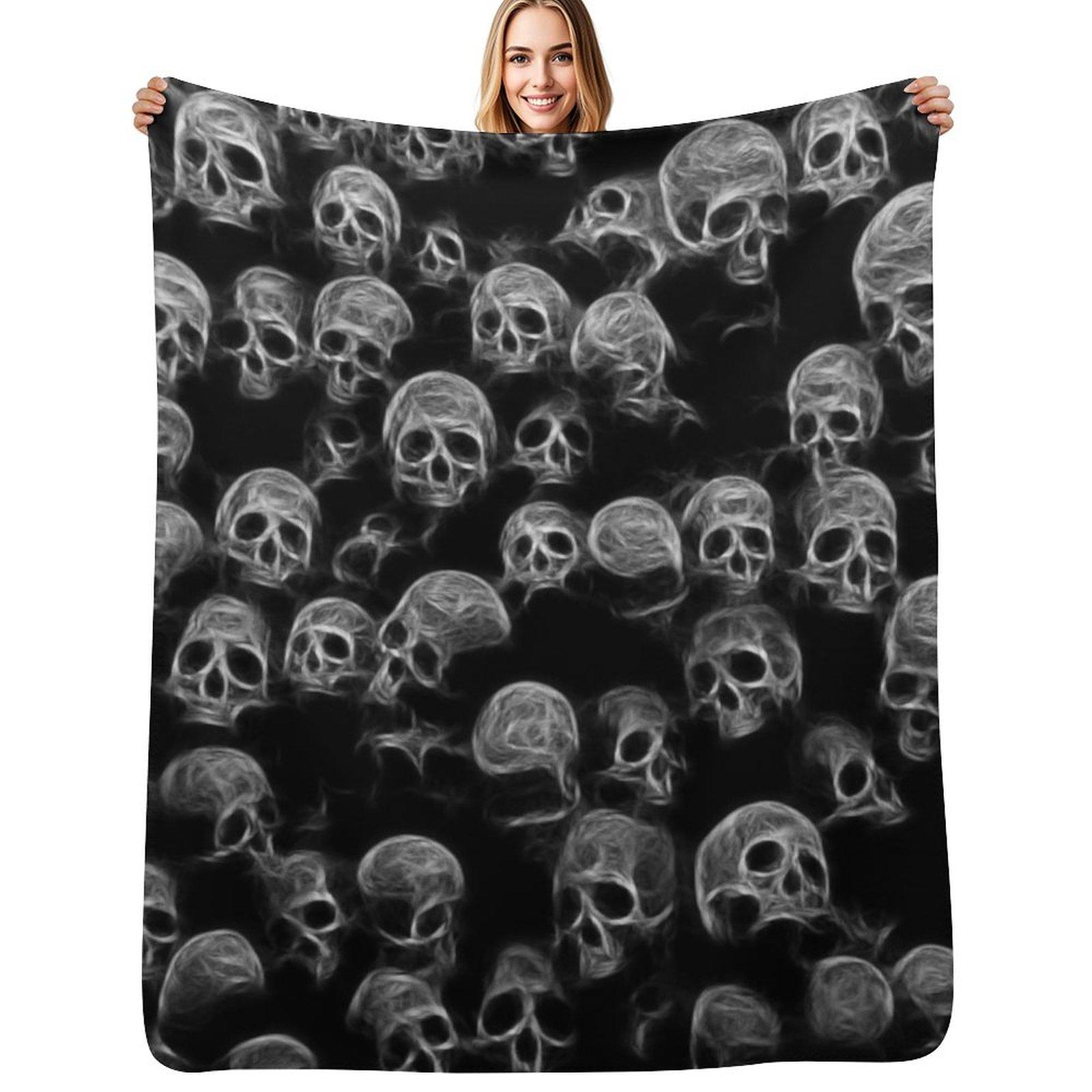 Black and white skulls. Throw Blanket Summer Cool Breathable Blanket for Sleeping Size: 75*100cm, Weight: 230 GSM