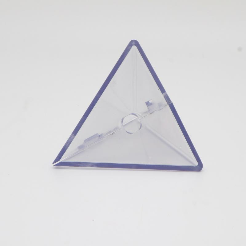 Mini Cube Triangle Fruit Shaping Mold Reusable Transparent Plastic Strawberry Tomato Growing Styling Tool Garden Diy
