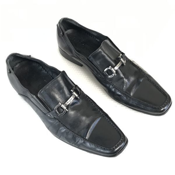 Salvatore Ferragamo Bitové mokasíny Černé 42 26.0-27.0(POUŽITÝ)