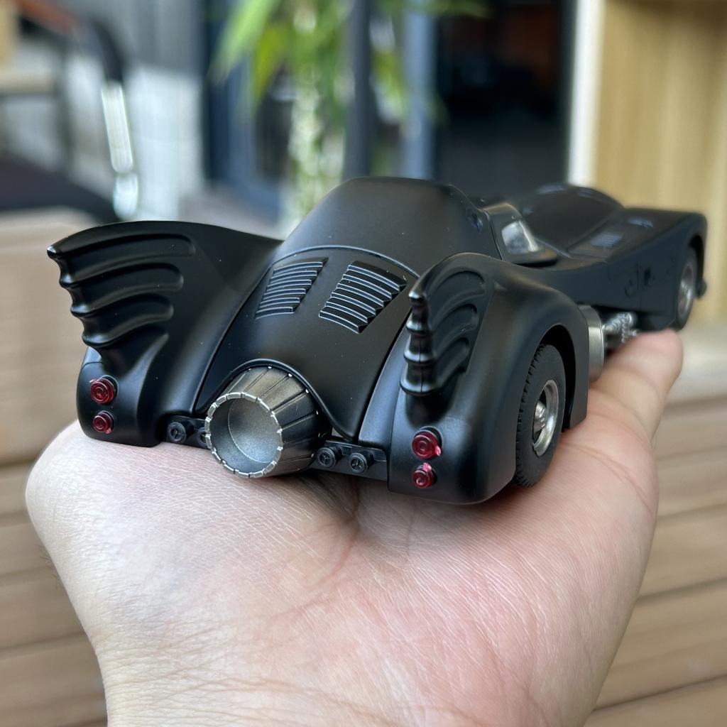 1:32 1989 Batmobile Classic High Simulation Toys Alloy Metal Diecast Model Car Boy’s High Simulation Miniature Holiday Presents