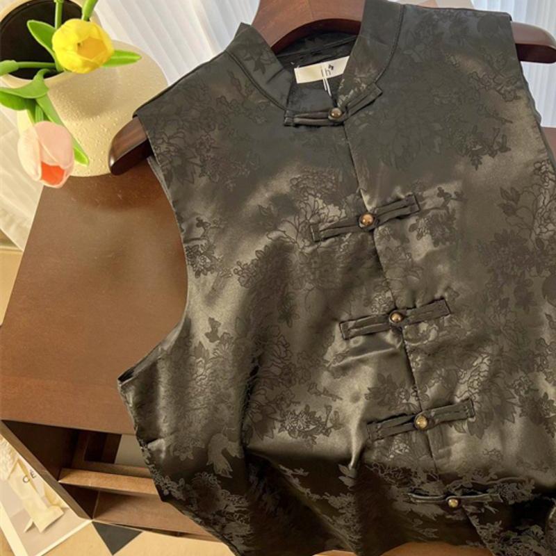 2024 Vesta bez rukávů v čínském stylu: Těžký morušový hedvábí Xiangyunsha s tmavým vzorem, stojáčkem, rozparkem na knoflíky na boku pro ženy.