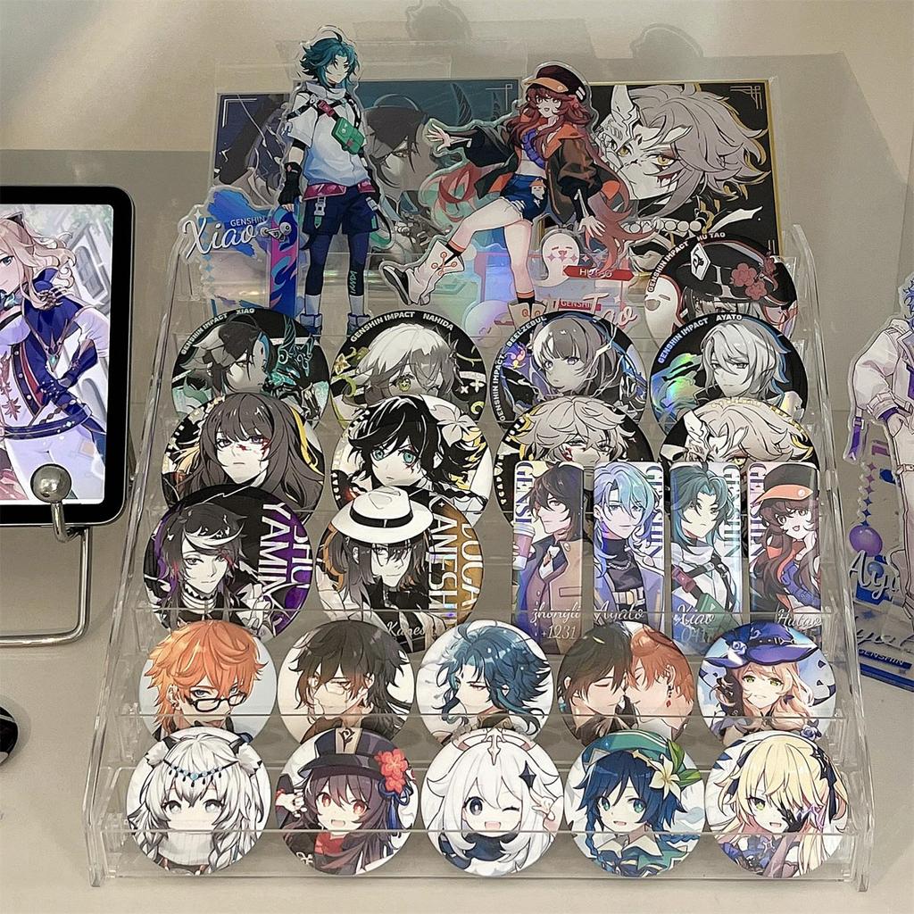 Transparent Acrylic Badge Display Stand: Tiered Desktop Organizer for Gacha, Merchandise, and Pins.