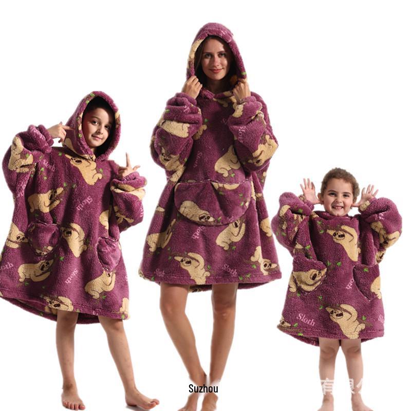 2023 Hooded Oversized Flannel Blanket Clothing for Men & Women – Extended Length for Warmth