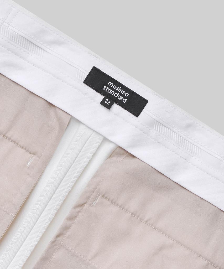 MUSINSA STANDARD Wide Hidden Banding Slacks [White]
