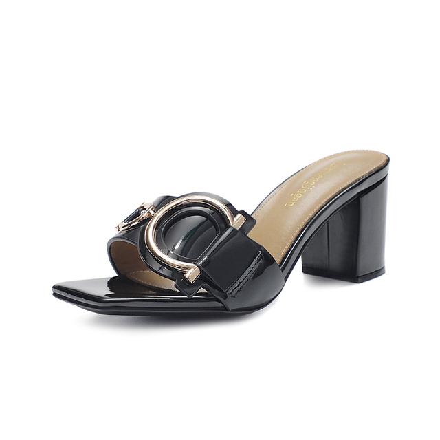 

Соответствующие элегантные сандалии, женские вечерние пикантные металлические весенне-летние тапочки, тапочки с перекрестной броней и модной брендовой женской обувью 44 чёрный