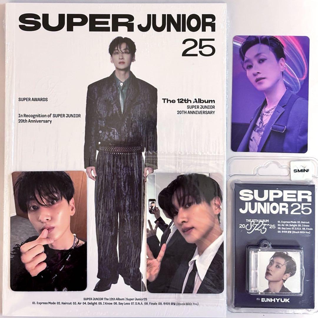 

[USED] Bonus SUPER JUNIOR25 Photobook + SMini Eunhyuk