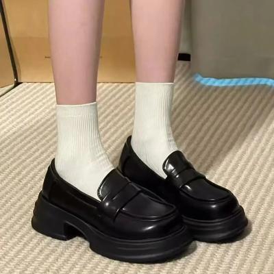 Scarpe con tacco – Mocassini da donna