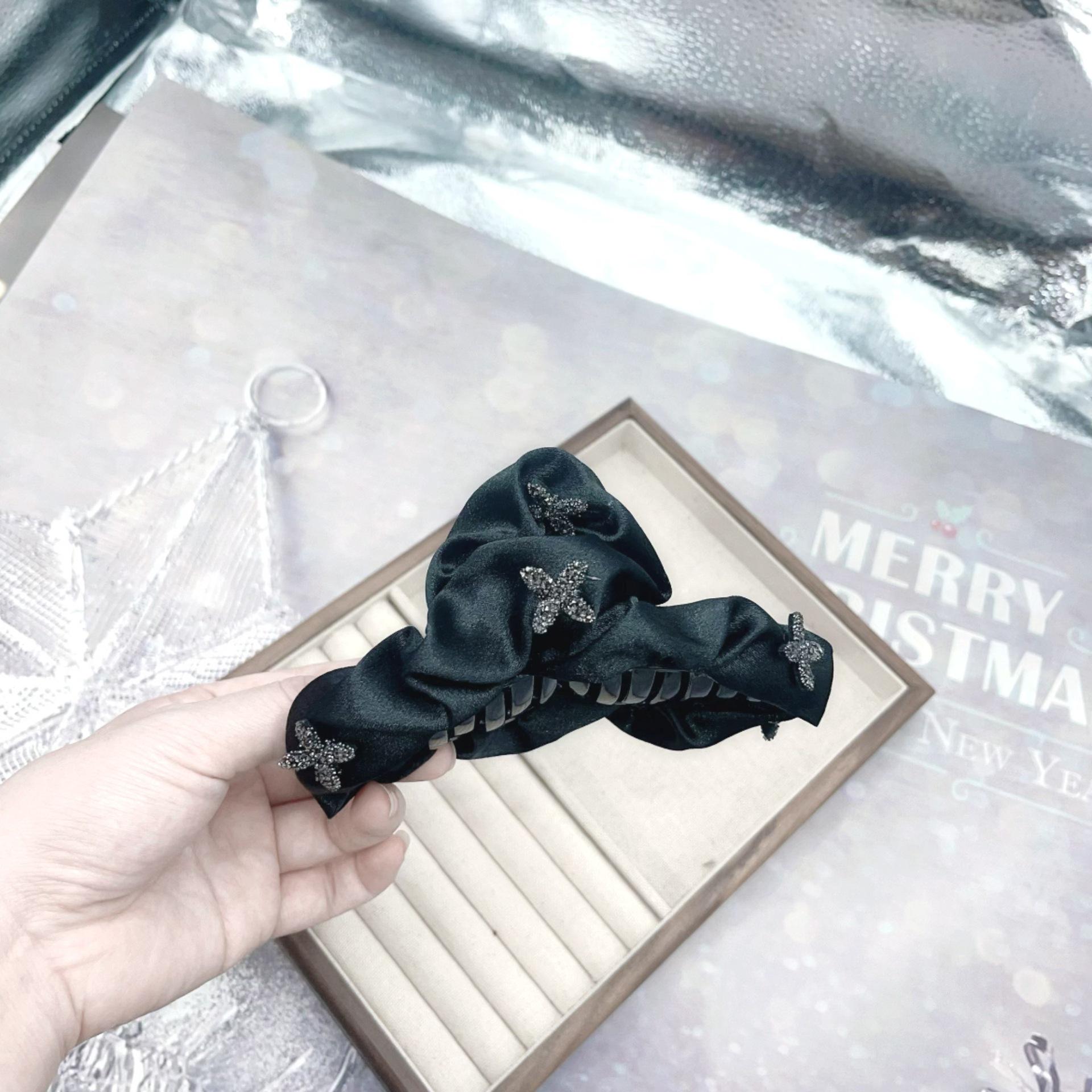 Elegant Pleated Butterfly Claw Clip - Versatile High-End Ponytail Accessory