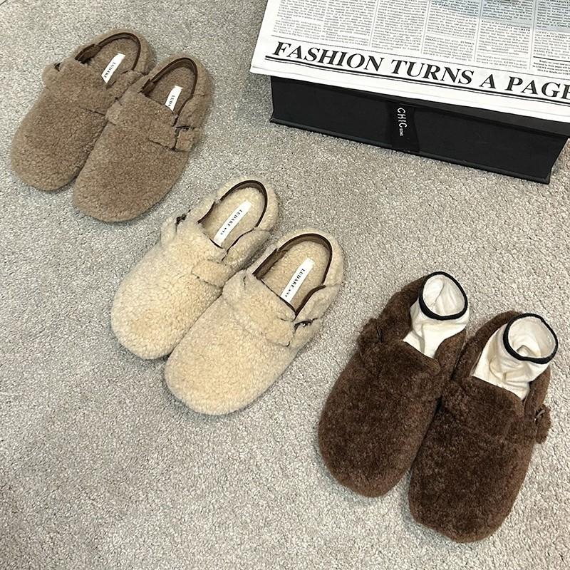 Baotou flauschige Halbschuhe Damen 2025 Herbst und Winter neu flachsohlig Außenbekleidung bequem Lammwolle aufgetürmt faule Baumwollpantoffeln
