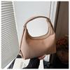 New first-layer dumpling bag niche design fashionable versatile underarm bag high-end single shoulder messenger bag