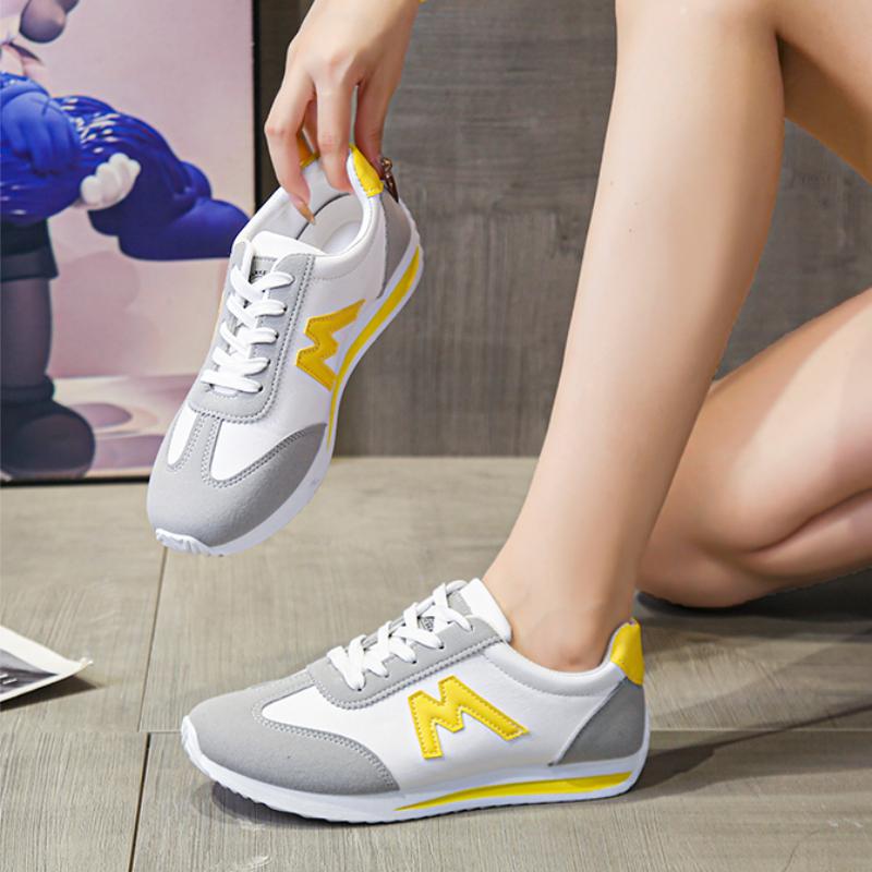 Damsneakers 2025 Nya Rund Tå Djup Urringning Lätta Sneakers Mångsidiga Andningsbara Korssnörning Casual Sneakers Skor för Kvinnor