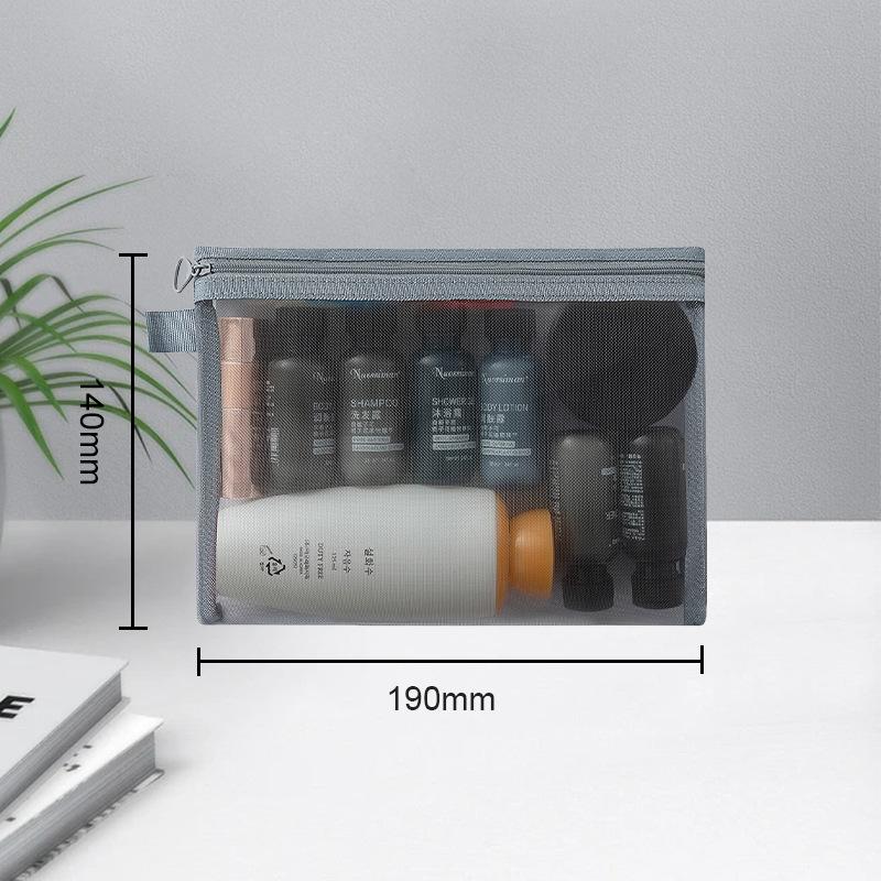 Přenosná cestovní a make-up taška z černé nylonové síťoviny