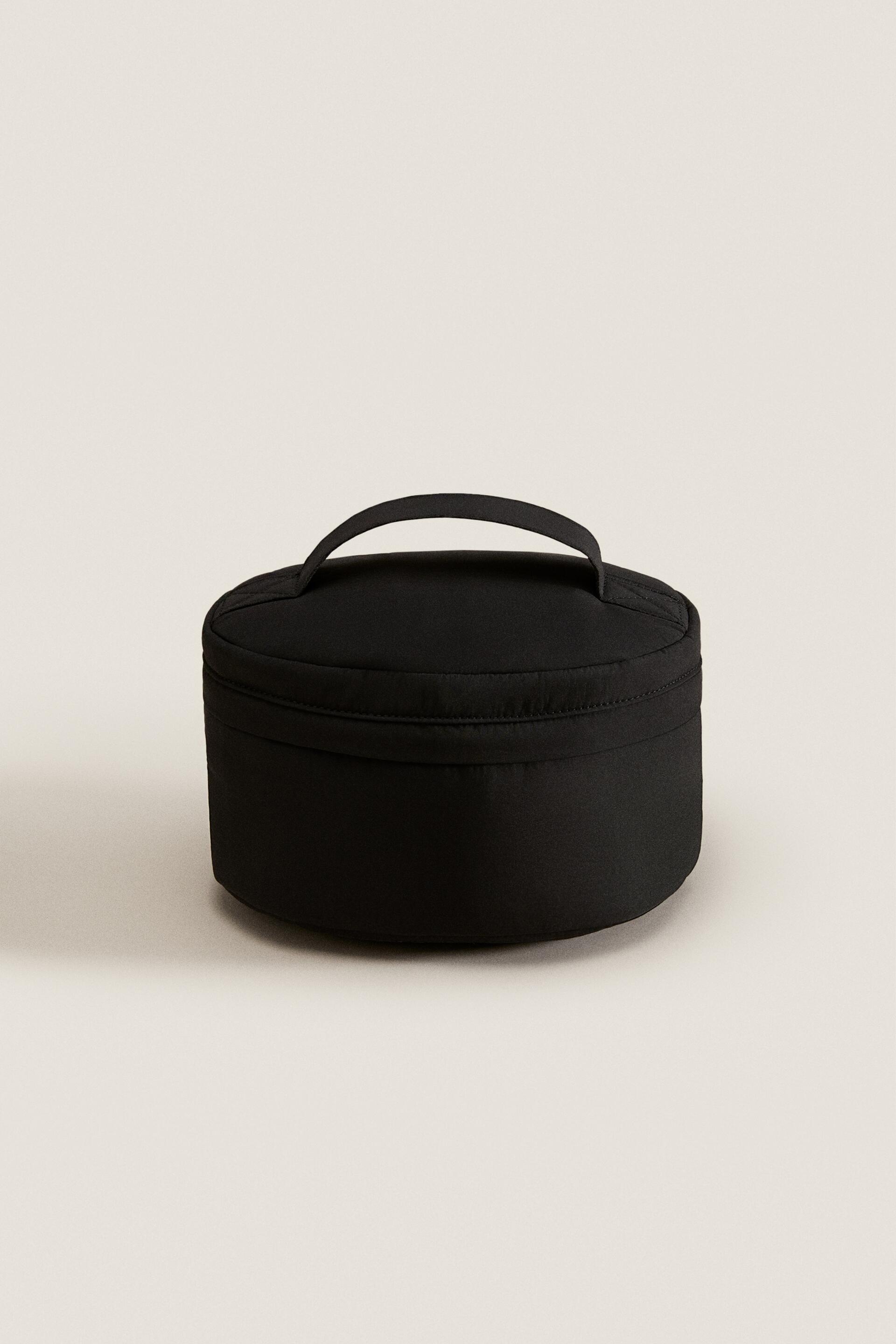 

СУМКА ДЛЯ НЕДВИЖИМОСТИ ОВАЛЬНАЯ ИЗ ТЕХНИЧЕСКОЙ ТКАНИ