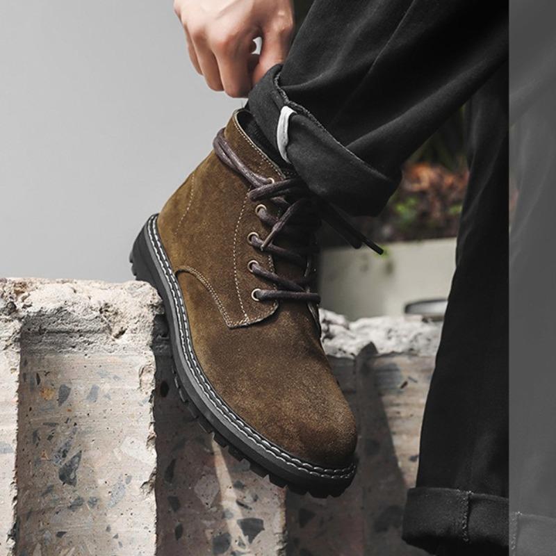 Fashion Mens Boots Design Sense Fashion Versatile Locomotive Boot Big Head Shoes Classic Tooling Boots High Quality Versatile Man Boots