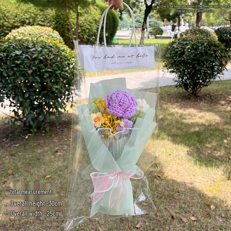 Mazzo di Rose in Lavorazione a Maglia di Lana Fatto a Mano: Regalo Fiore all'Uncinetto Conservato
