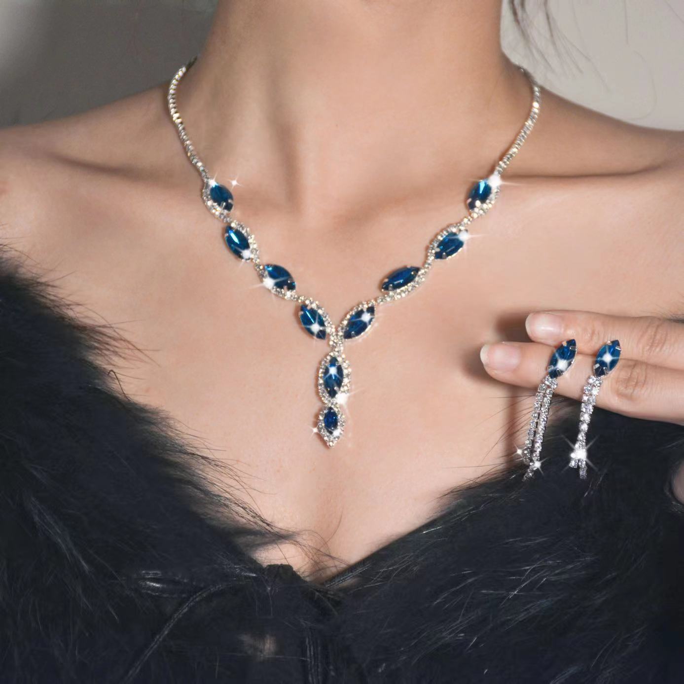 

Красочный стиль Свадебные украшения Циркон Серьги с кисточками Бриллиантовое ожерелье Ювелирные изделия