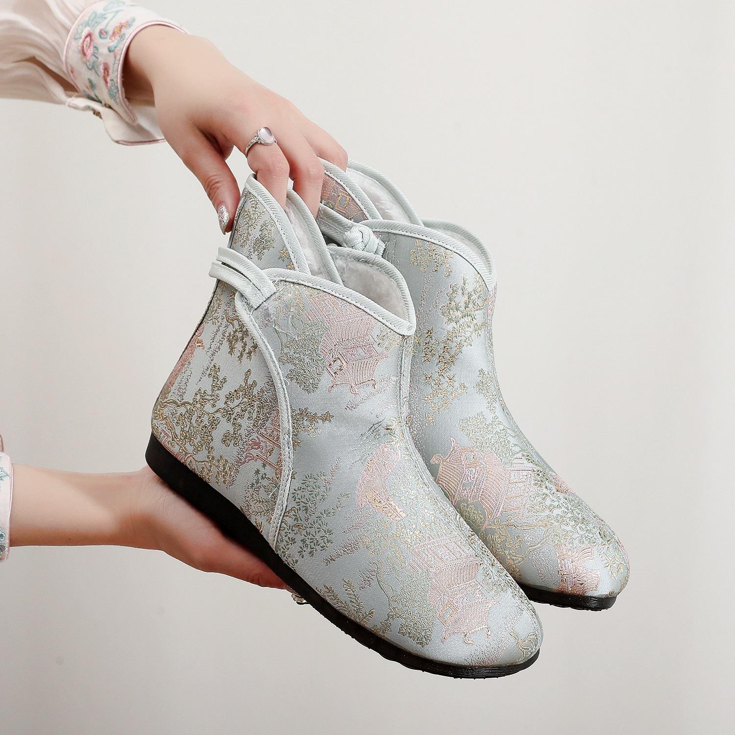 

[Yan Yue] 2024 autumn and winter national style old Beijing national style embroidered cotton boots flat bottom ancient style women s shoes Hanfu shoe 40 чорний