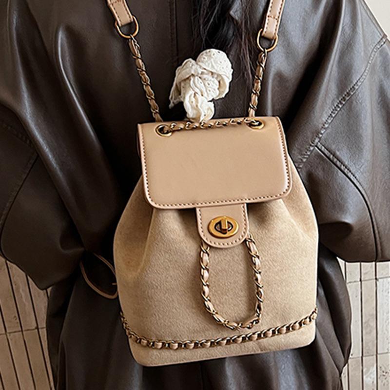 Retro Large-capacity Chain Backpack Women's Bag 2025 Autumn New High-value Large-capacity Suede Bucket Bag