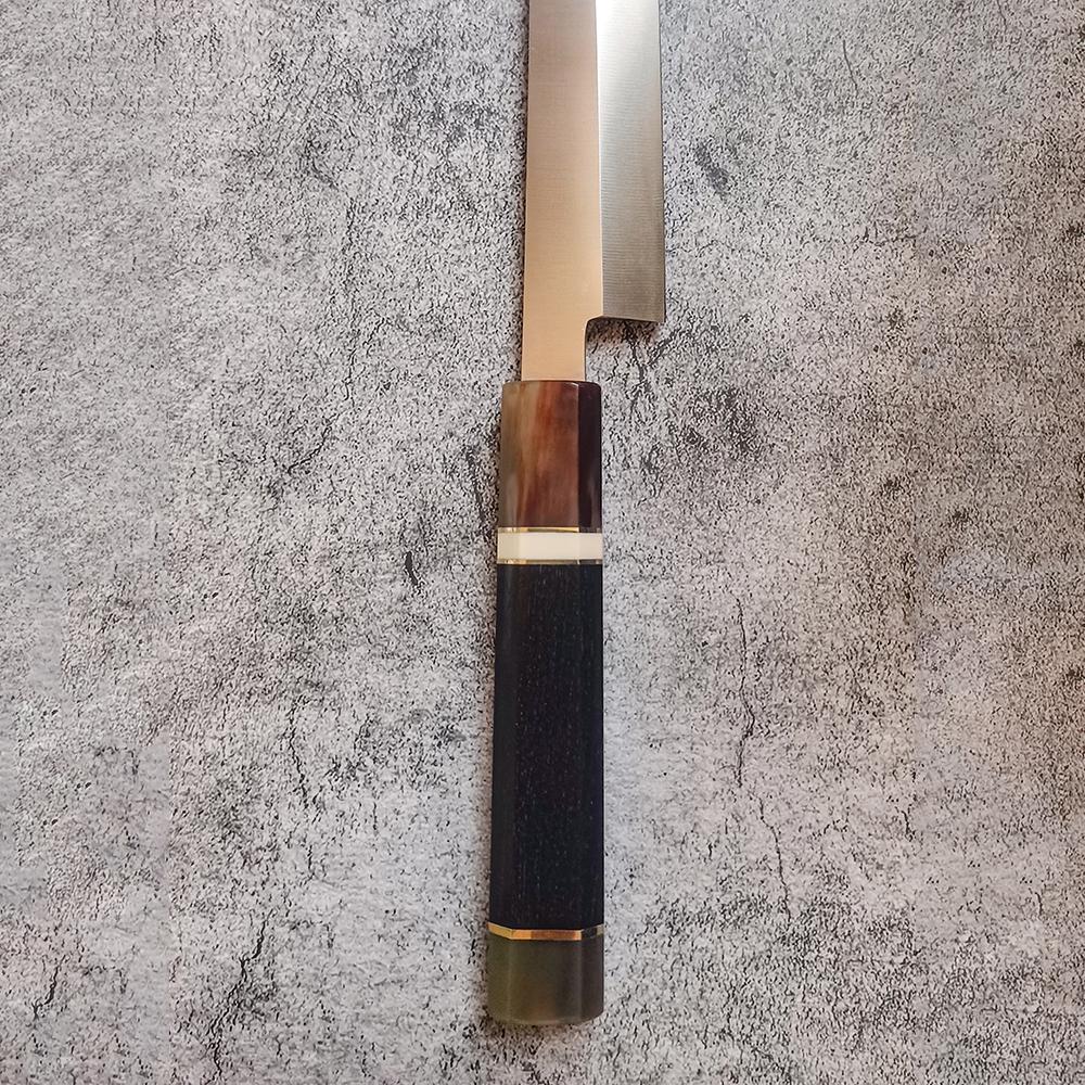 Coltello per Sashimi Lama a Filo Singolo Affilato Coltello da Chef per Affettare il Pesce Sushi Kiritsuke Coltelli da Cucina Giapponesi Manico in Ebano e Corno