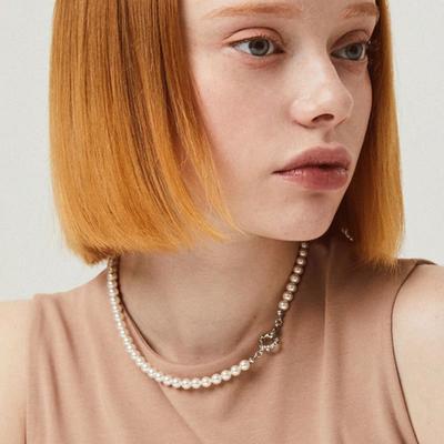FEVERISH Rose Hook Pearl Necklace Silver