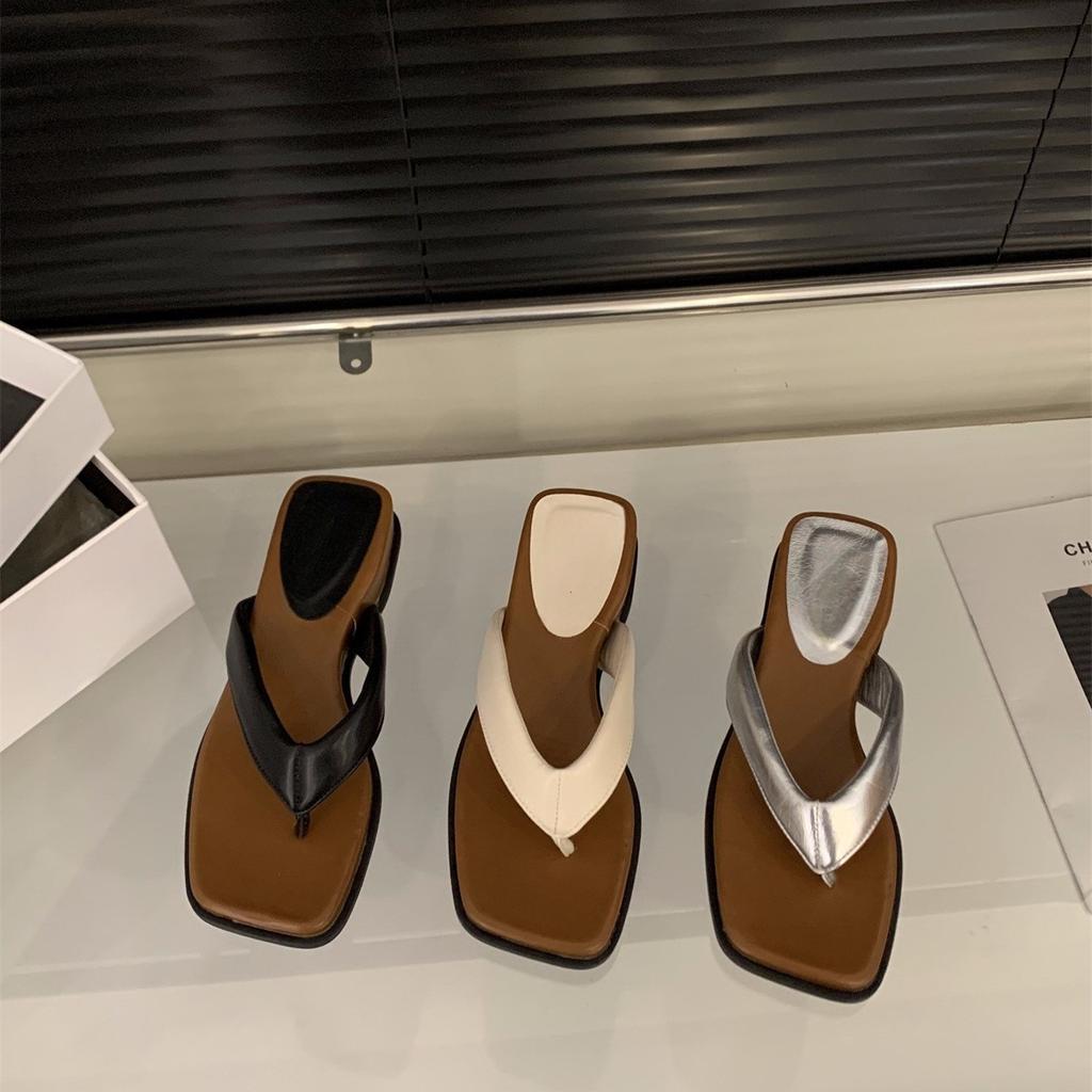 Slope heel thick sole pinch foot flip-flop shoes women's shoes wear 2025 summer soft sole French small sandals beach sandals