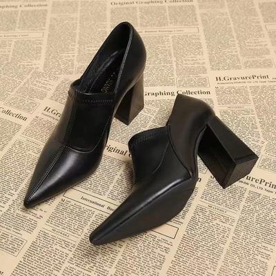 Zapatos de cuero pequeños retro europeos y americanos para mujer, zapatos de una sola pieza, otoño e invierno, nuevos tacones altos, tacones gruesos puntiagudos, zapatos de mujer, moda, alto