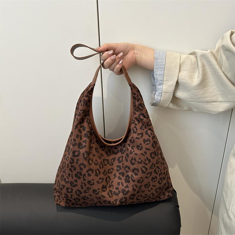 

Сумка-тоут премиум-текстуры с леопардовым принтом, модная, женская, для поездок на работу, для покупок, легкая, осенне-зимняя, универсальная, повседневная, на плечо