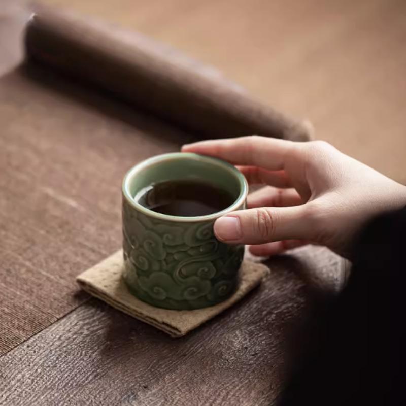 Chinese Style Simple Jade Auspicious Cloud Master Single Cup Retro Yue Kiln Celadon Tea Set Tea Cup Personal Kung Fu Sample