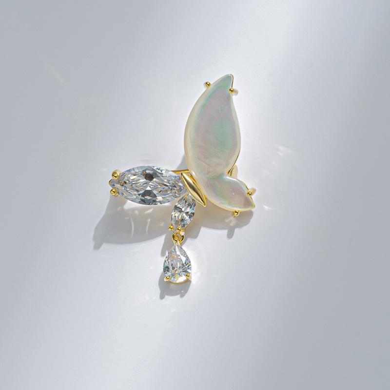 Bo Xin Yun Japanese Zircon Butterfly Brooch with Shell Pin