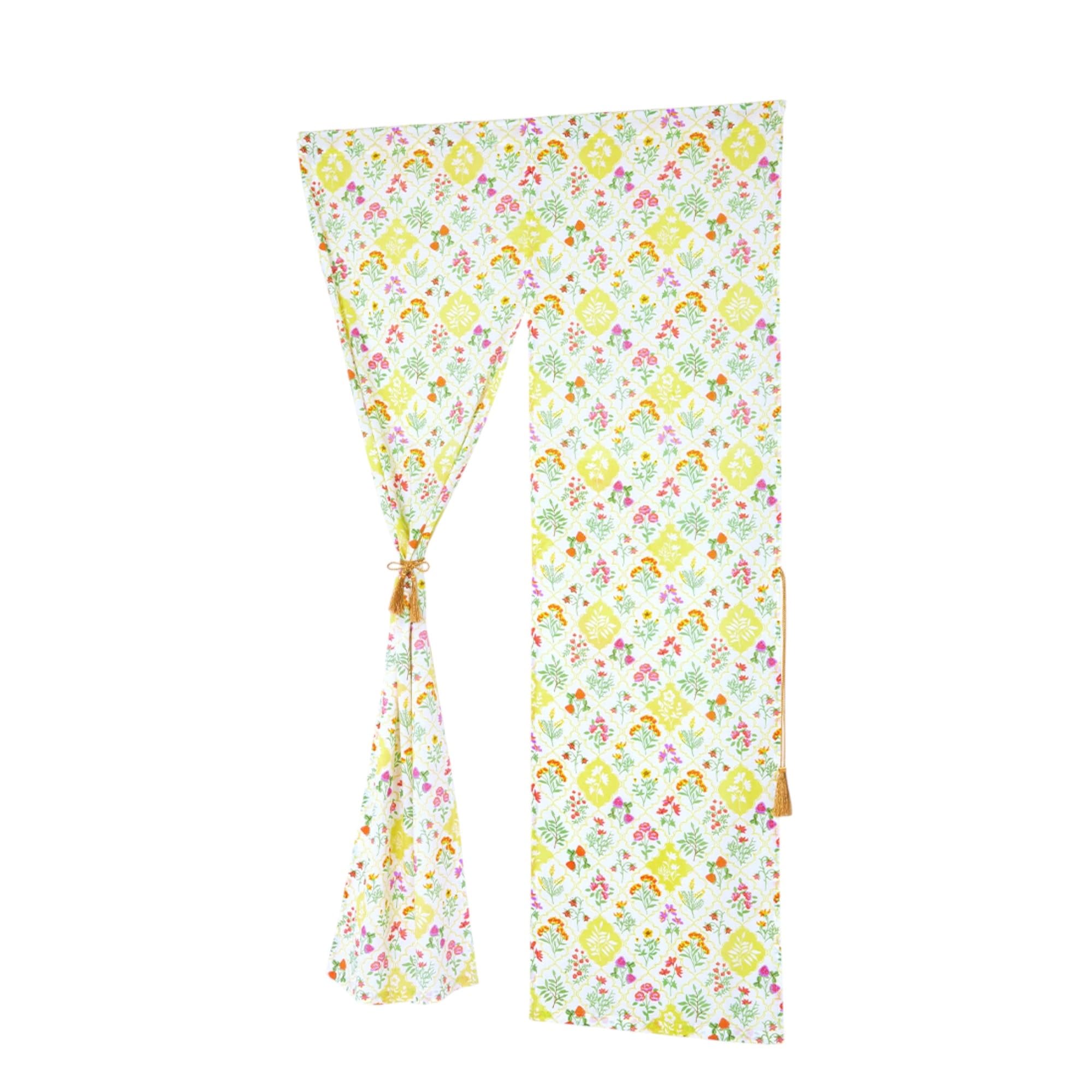 

Tomo Corporation Noren Lace Flower Room Product Curtain, Pattern, Natural, Long, Divider, 100% Cotton, 85x150cm, Number 15625-870-342