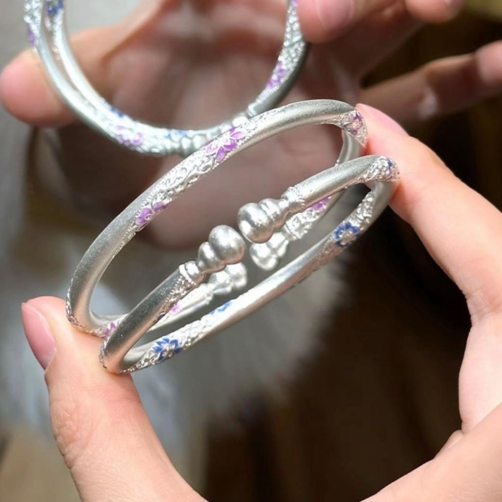 2026New Popular Gourd-shaped Bracelet In New Chinese Style with Enamel Color, Featuring Traditional Floral and Swirl Patterns, Plated with Pure